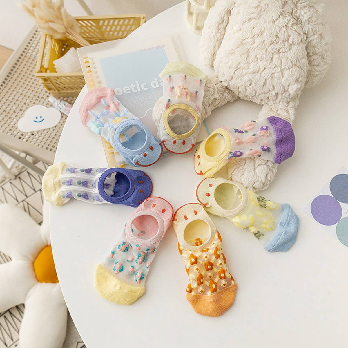 WOMEN FLORAL THIN BREATHABLE SHALLOW SOCKS