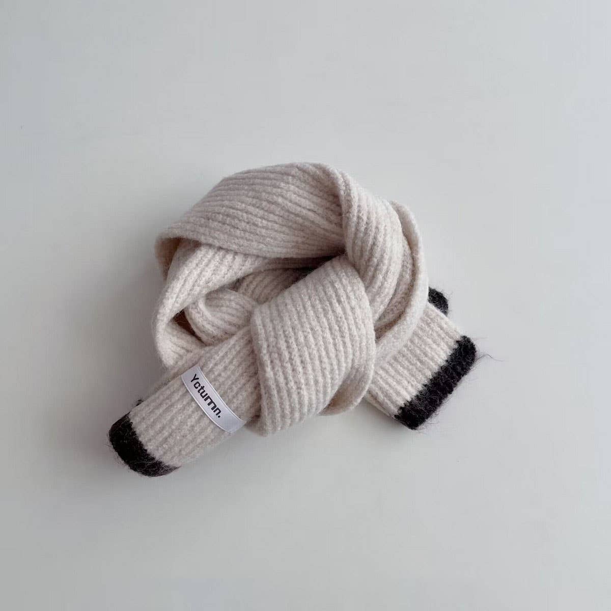 Colorblock Knit Scarf for Kids ? Warm Design