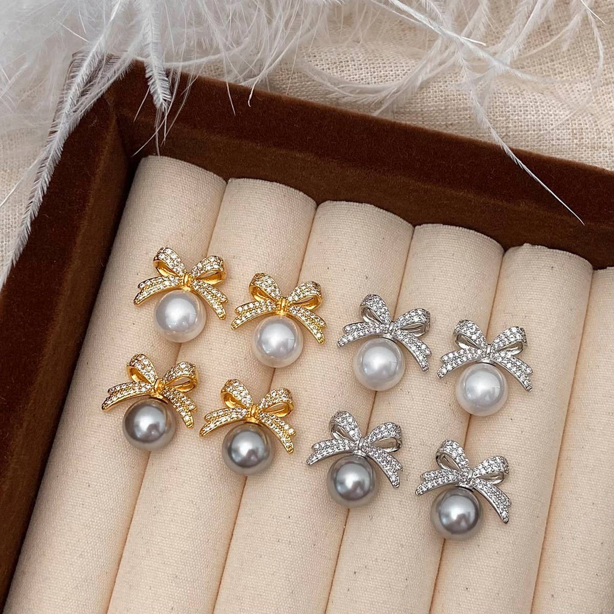 WOMEN'S VINTAGE FULL DIAMOND BOW PEARL EARRINGS