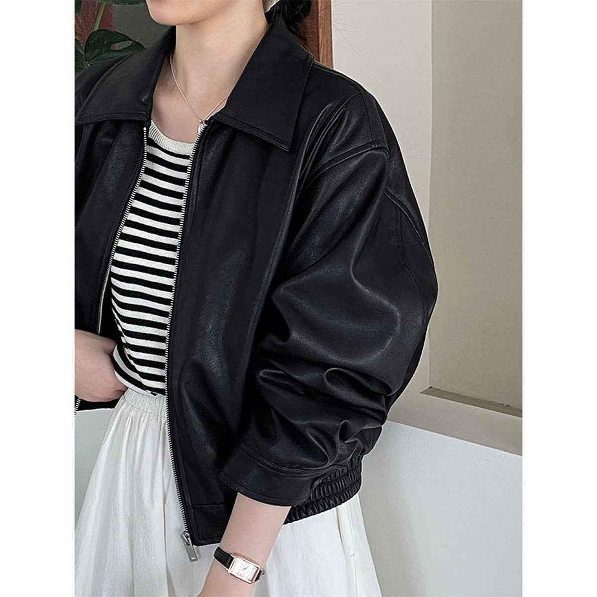 Vintage motorcycle zipper leather jacket