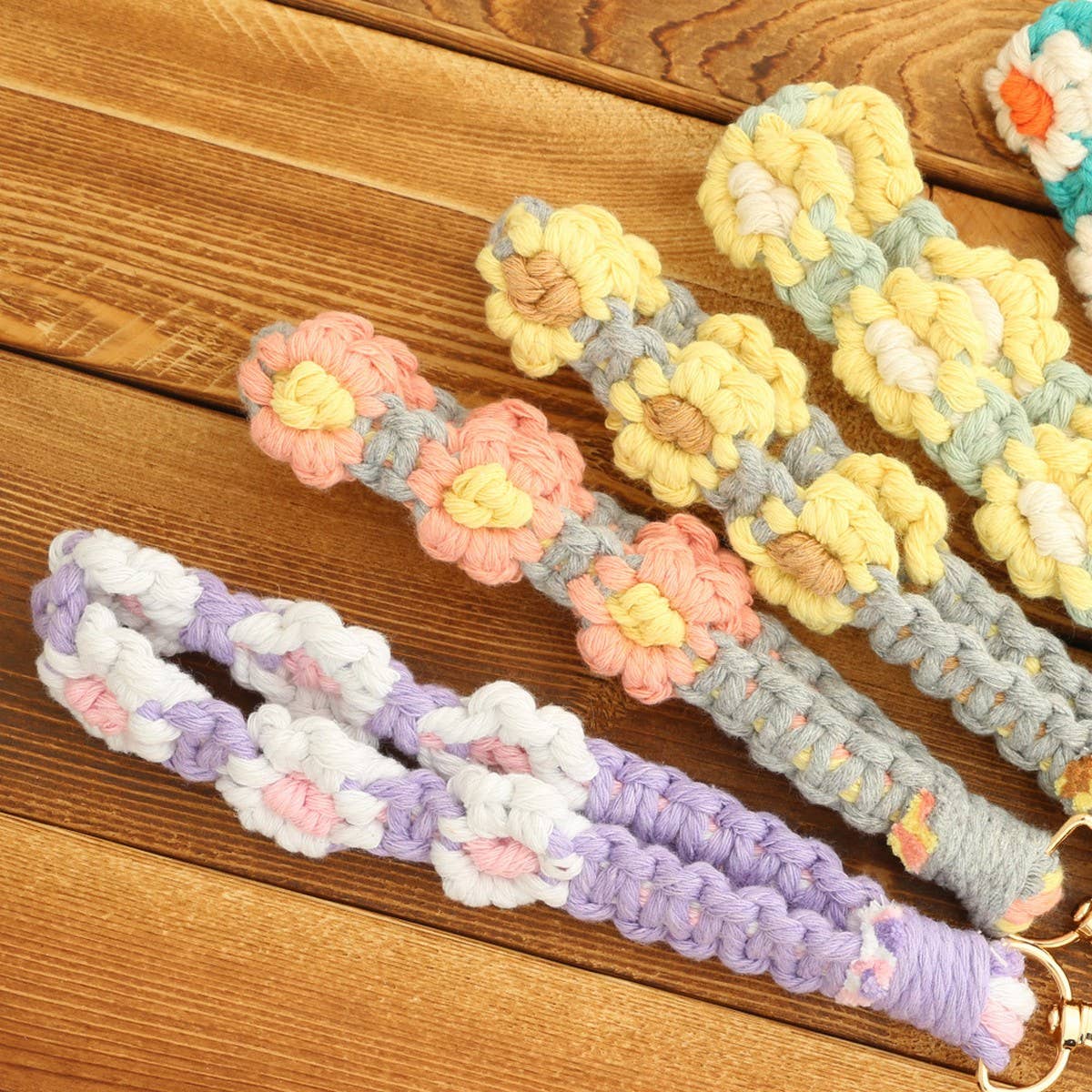 Dopamine Color Daisy Wrist Strap Keychain_CWAB5080