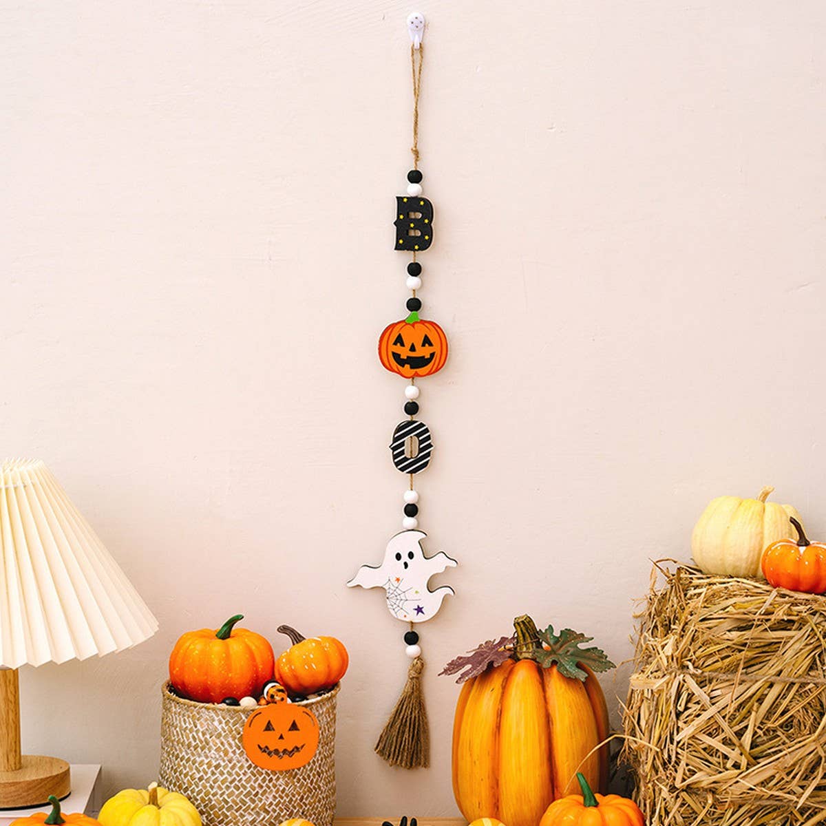 CWMM10241_HALLOWEEN BEAD GARLAND WITCH PUMPKIN BAT DECOR
