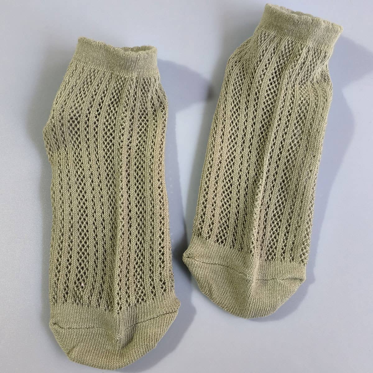 Solid Color Mesh Breathable Womens Ankle Socks_CWMS053