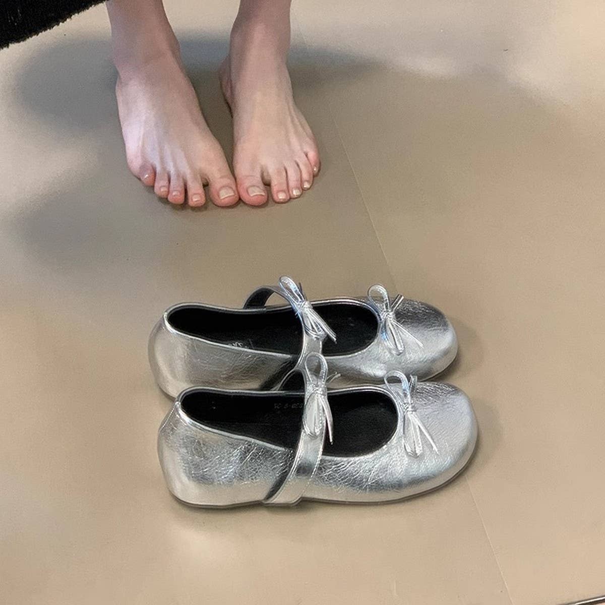 Double Bow Mary Jane Shoes with Hidden Heel