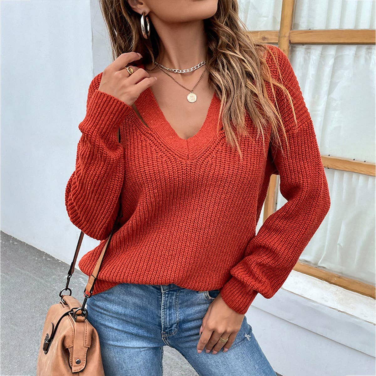Solid color V-neck pullover sweater