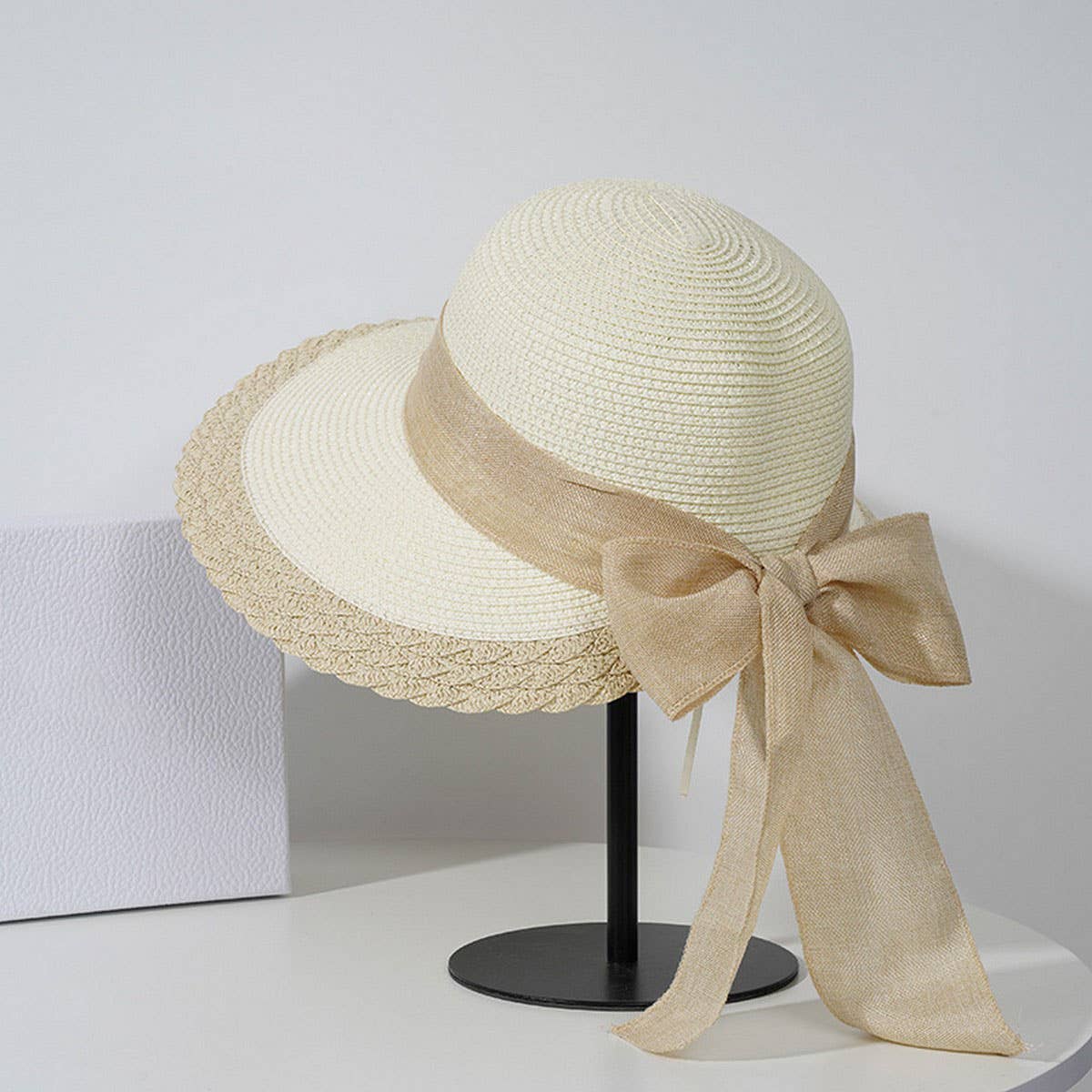 Large Brim Outdoor Fashion Bow Straw Hat_CWAH3408