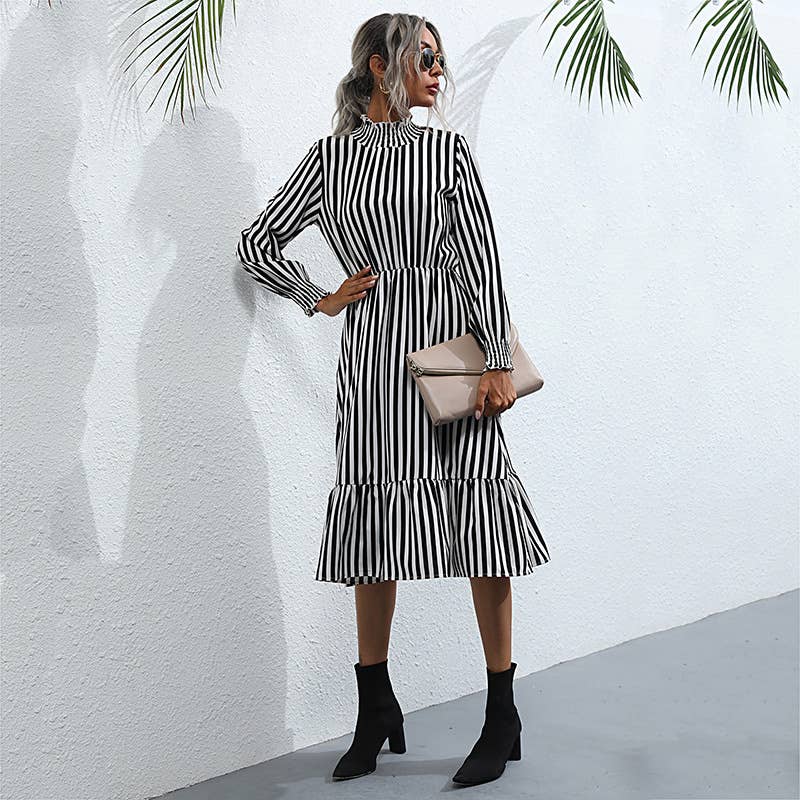 VERTICAL STRIPED FASHION SEMI-TURTLENECK DRESS