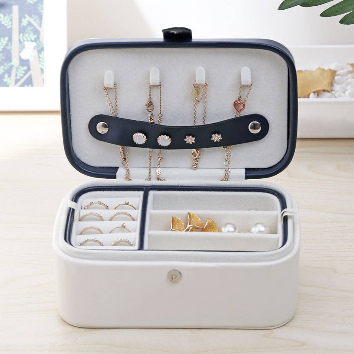 CUTE BUTTON TRAVEL JEWELRY STORAGE BAG