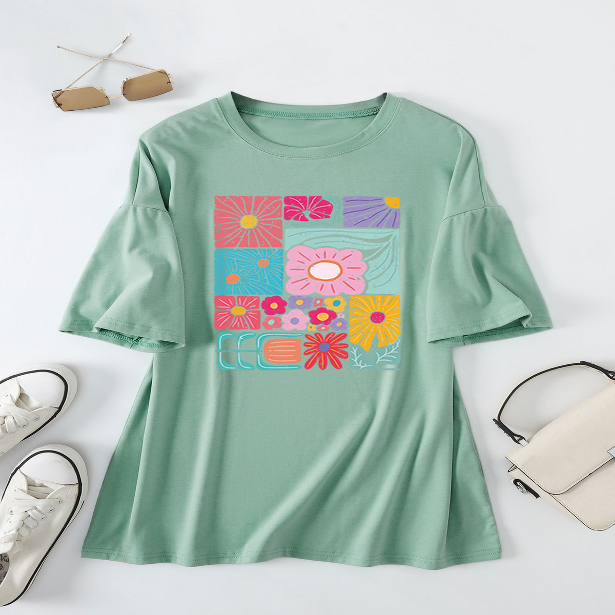 Women??¢s Loose Fit Tee with Colorful Flowers_CWTTS1466