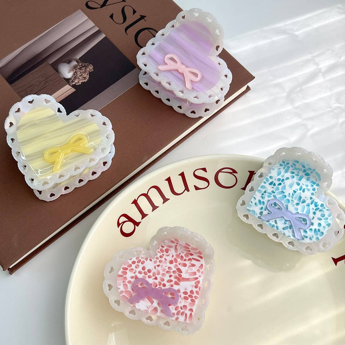 Elegant Bow Acetate Claw ? Cute Hollow Heart Clip