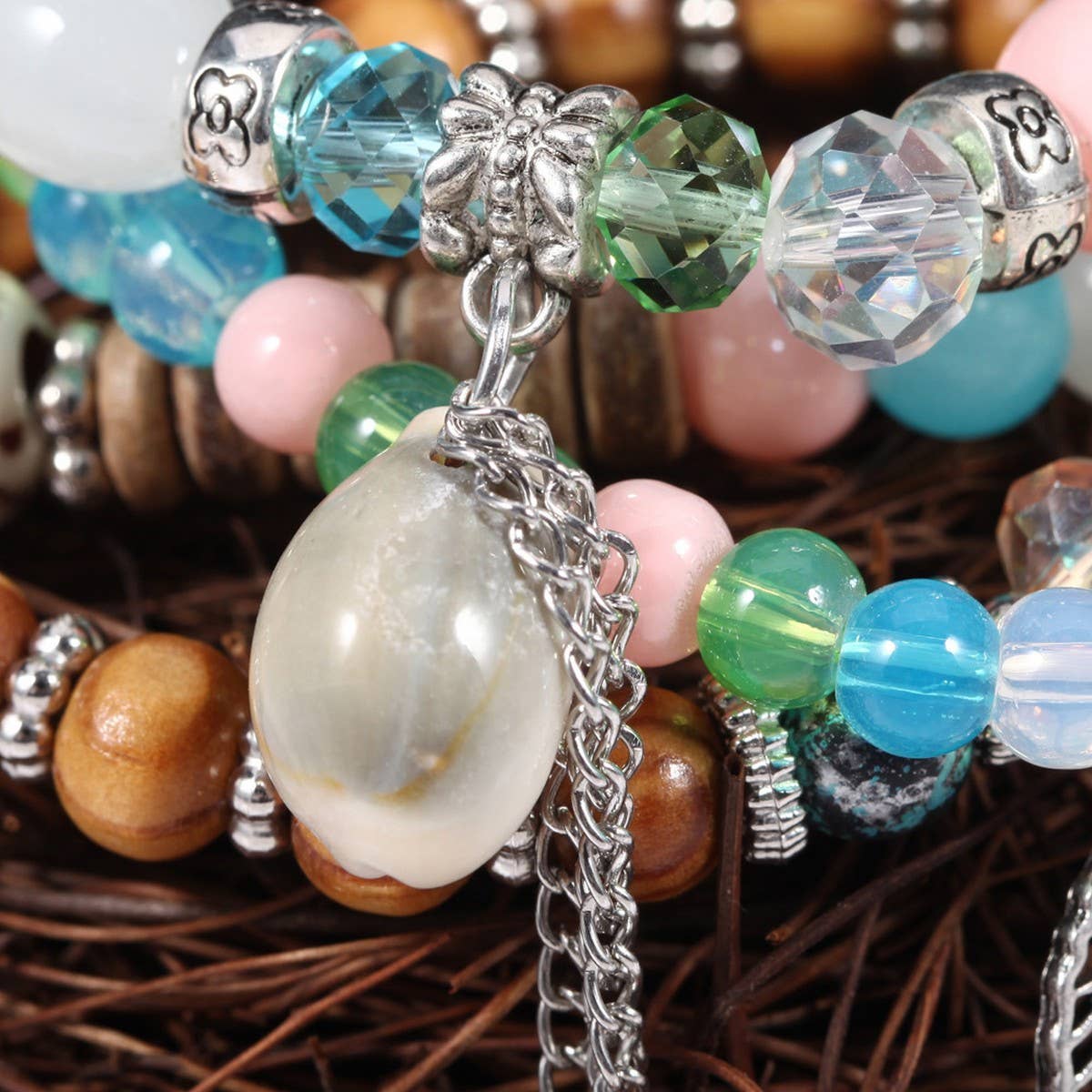 CWMM10457_SANYA COLORFUL BEADED LEAF SHELL BRACELET