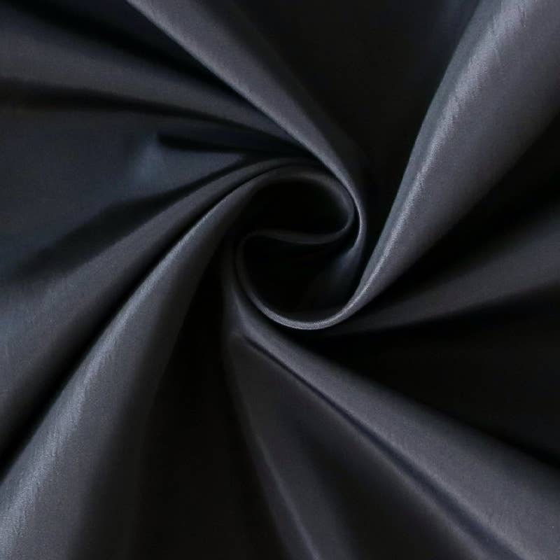 SHORT ZIPPER HOODED JACKET WITH COLOR MATCHING