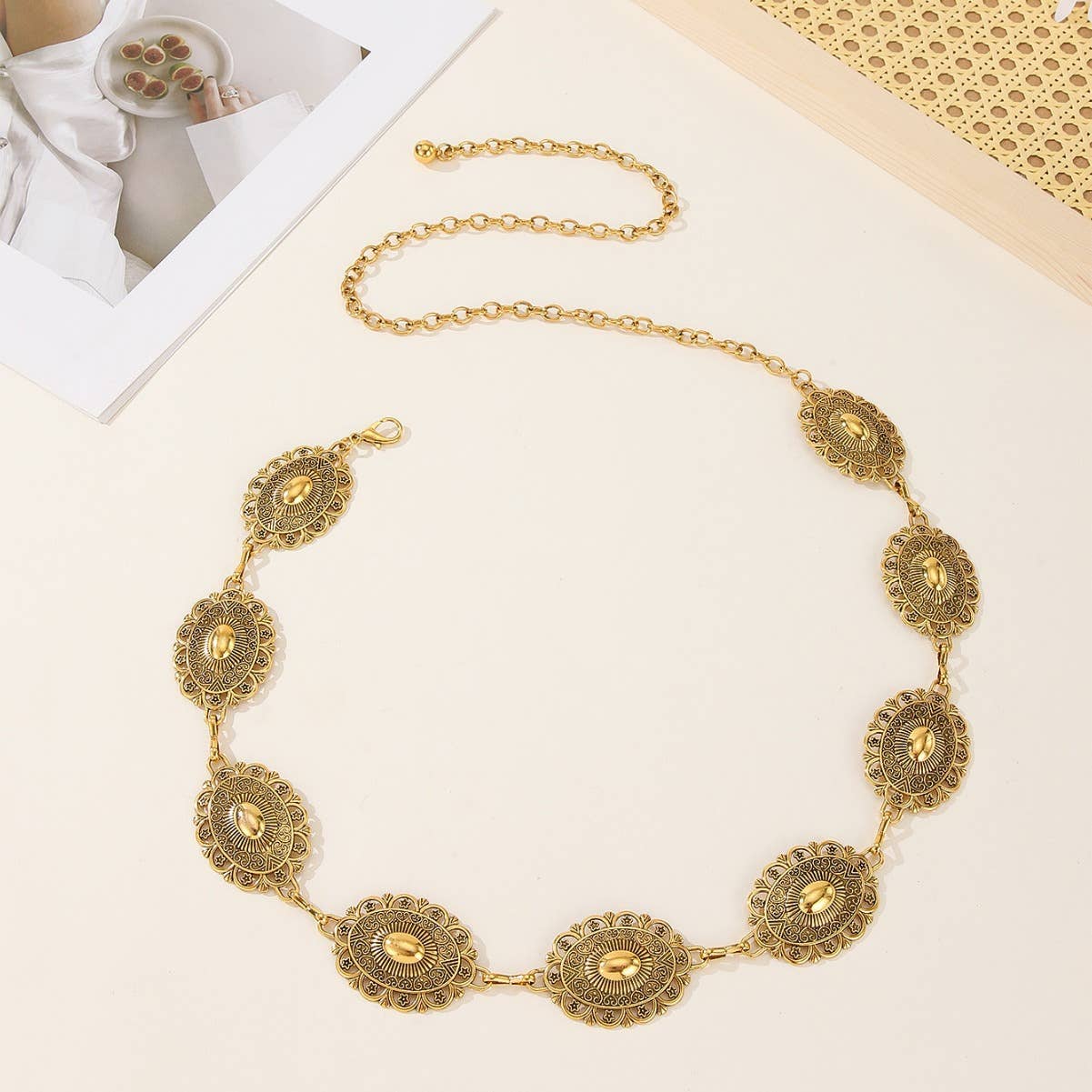 Metal fashionable adjustable waist chain
