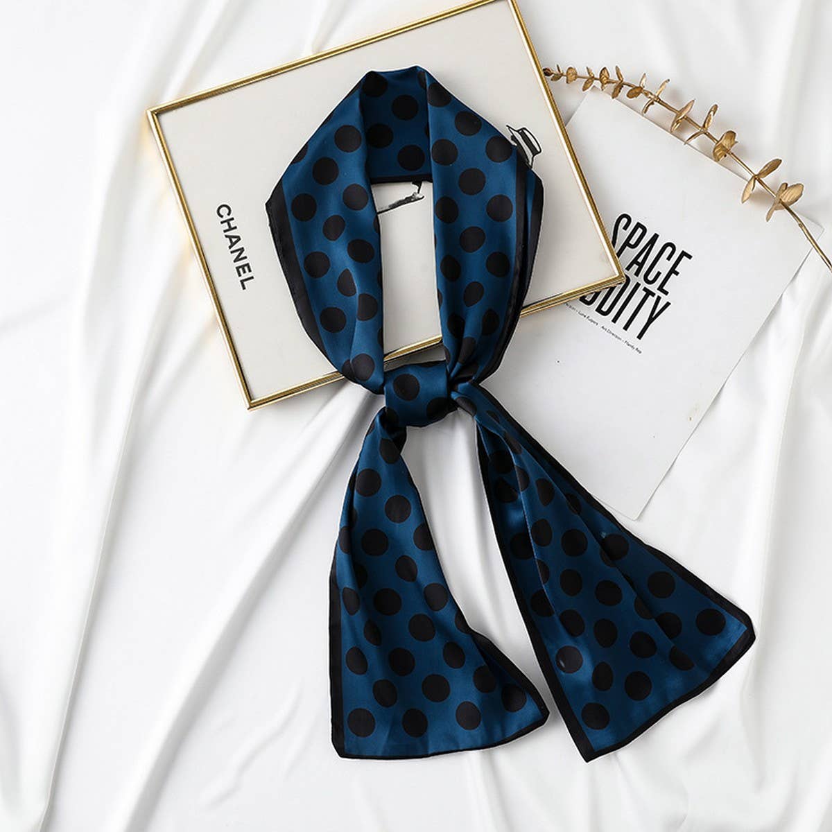 DOT PRINT SQUARE NECK SATIN SCARFS HEAD SCARF