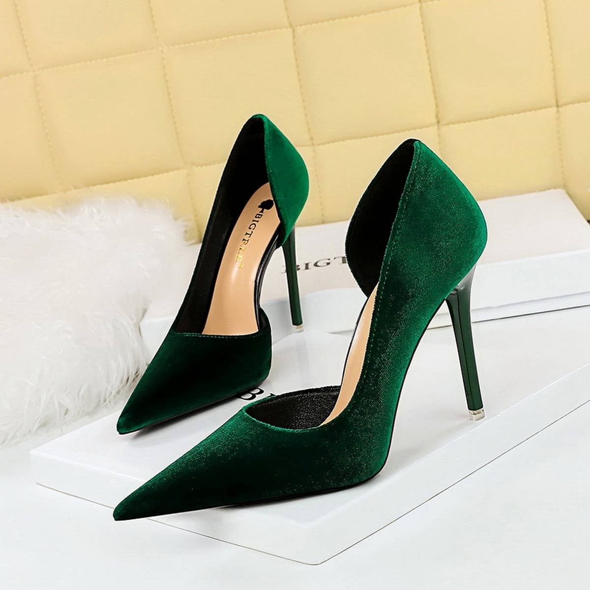 SHALLOW POINTED TOE SUEDE HIGH-HEELED SHOES