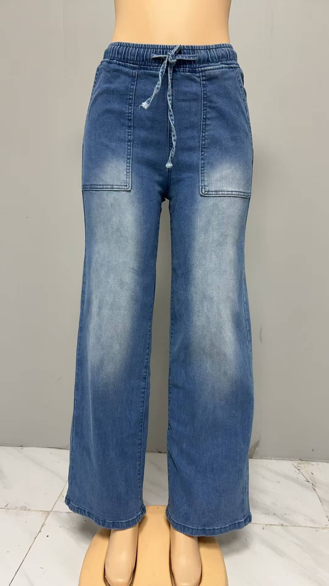 Loose,versatile,casual and trendy wide-leg jeans