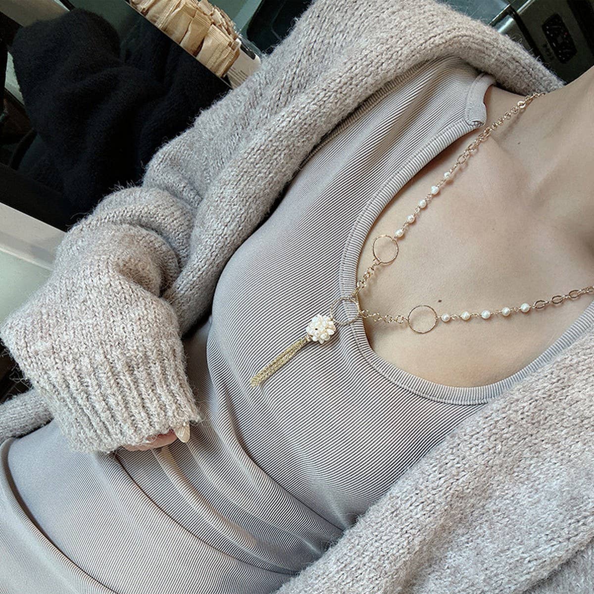 WOMEN'S NATURAL FRESHWATER PEARL SWEATER NECKLACE