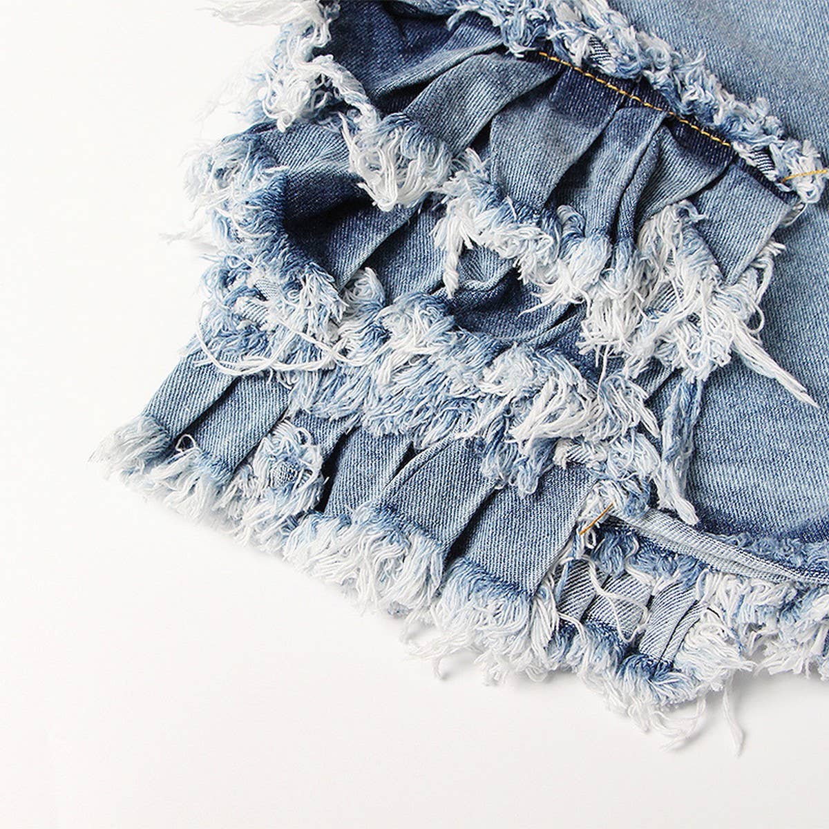 TRENDY BRUSHED TASSEL HIGH WAISTED DENIM SHORTS_CWJS0090