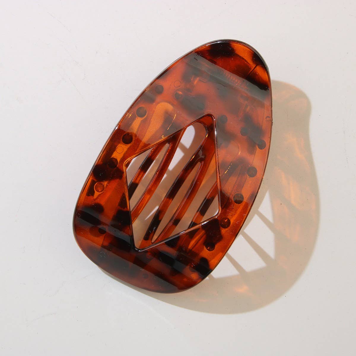 CWAHA07408_LEOPARD PRINT FLAT HAIR CLIP STYLISH GEOMETRIC