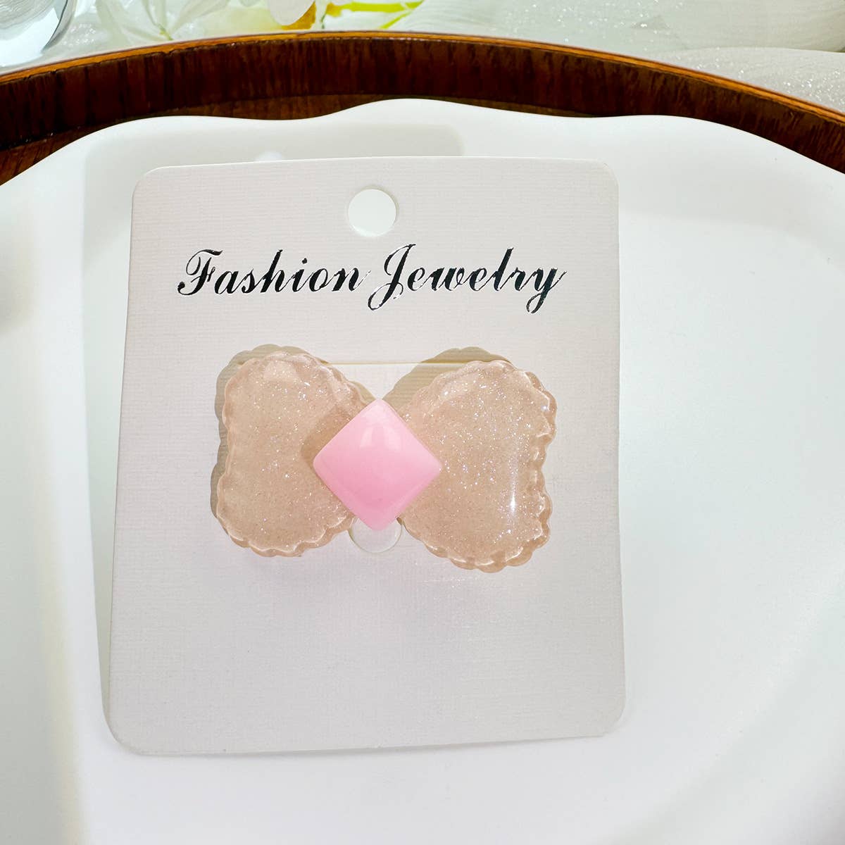 Colorful ice-permeable bow square hairpin