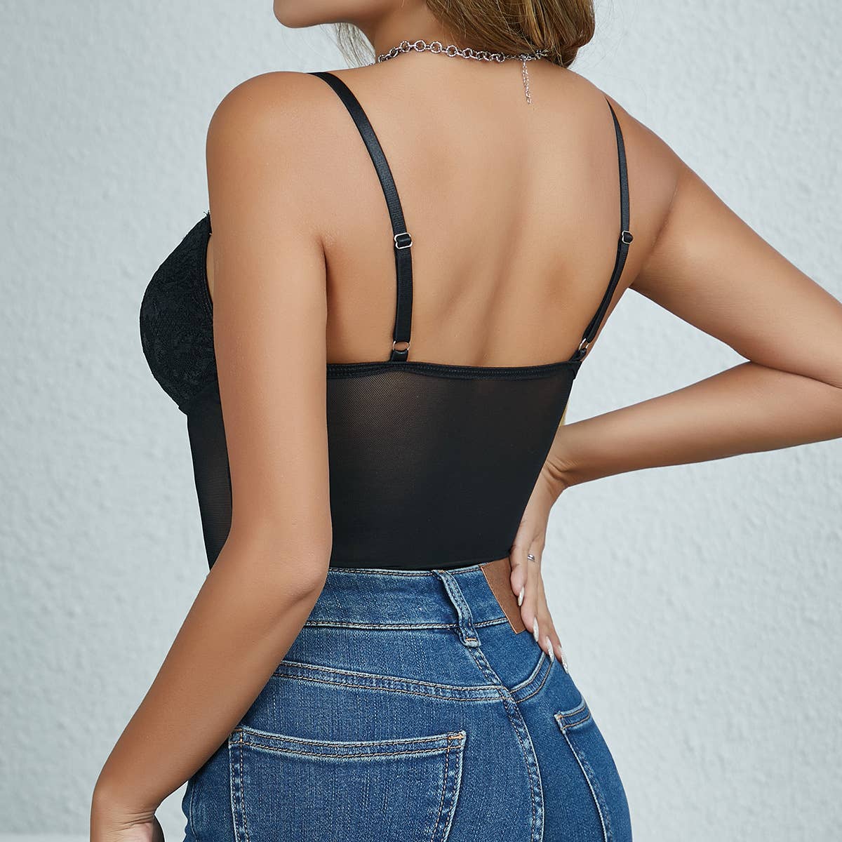 SOLID COLOR V-NECK CROSS STRAP SEXY LACE BODYSUIT_CWMM4642