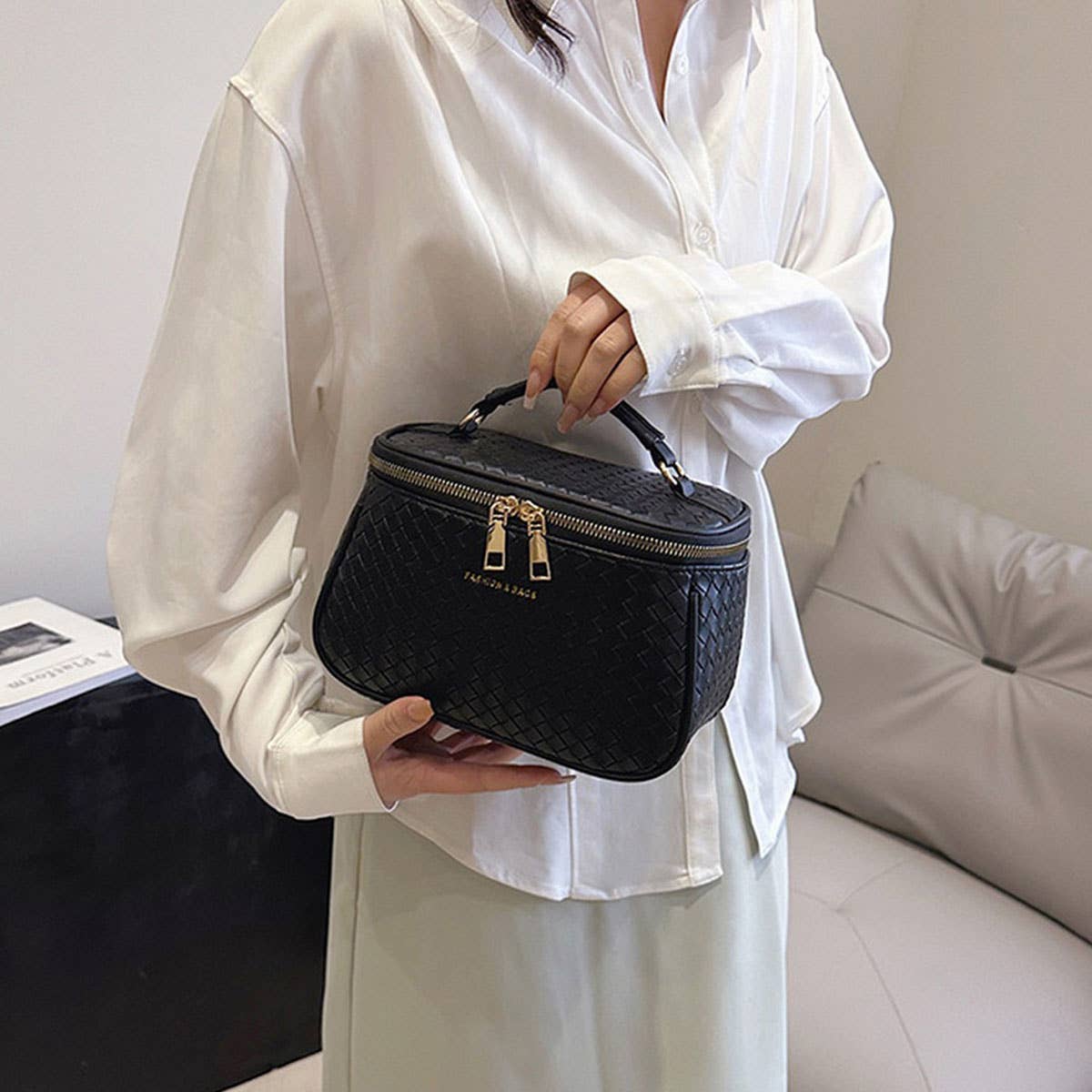 WOVEN PATTERN LARGE CAPACITY COSMETIC BAG_CWAB4419