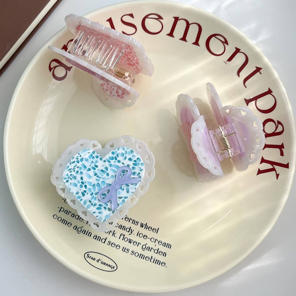 Elegant Bow Acetate Claw ? Cute Hollow Heart Clip