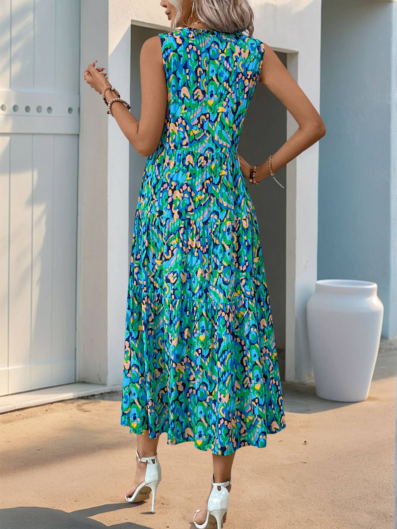 Ethnic print sleeveless V-neck long loose dress