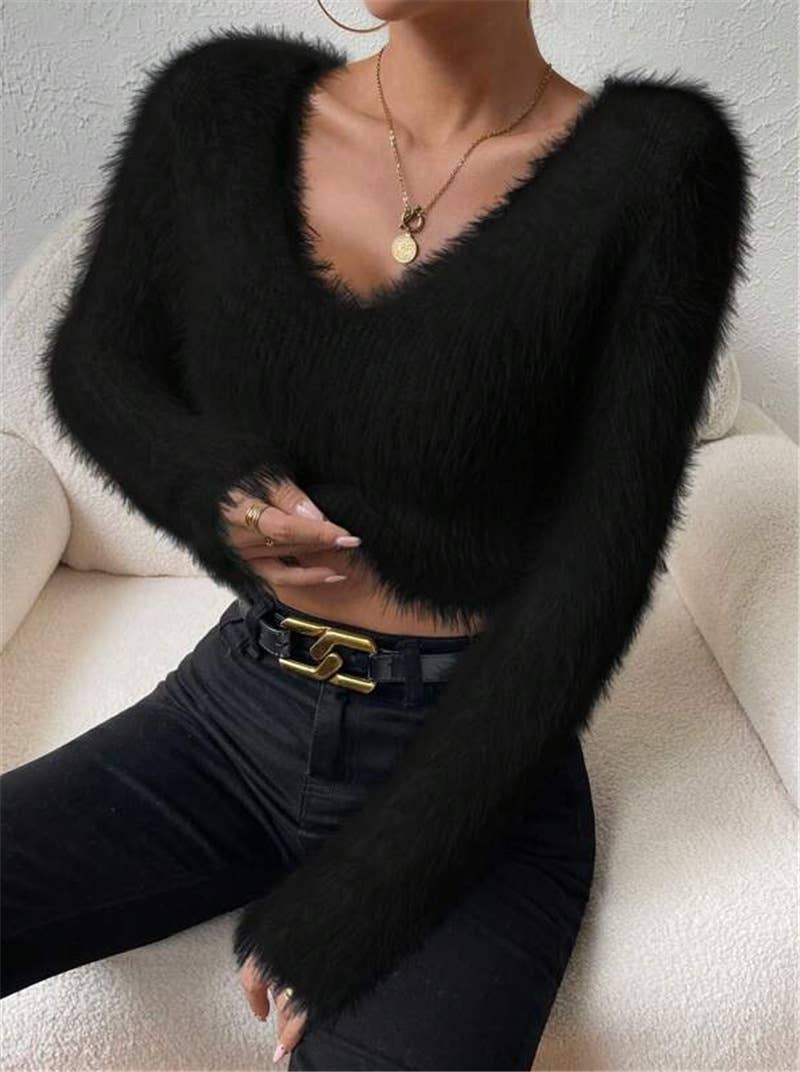 Solid-color V-neck fitted plush short sweater