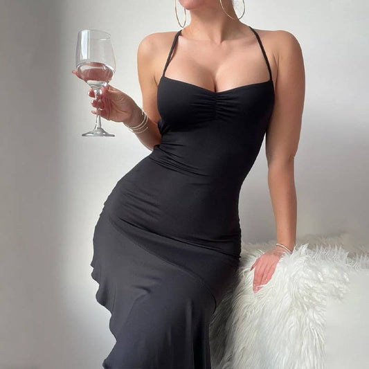 Figure-hugging, pure and body-hugging dress