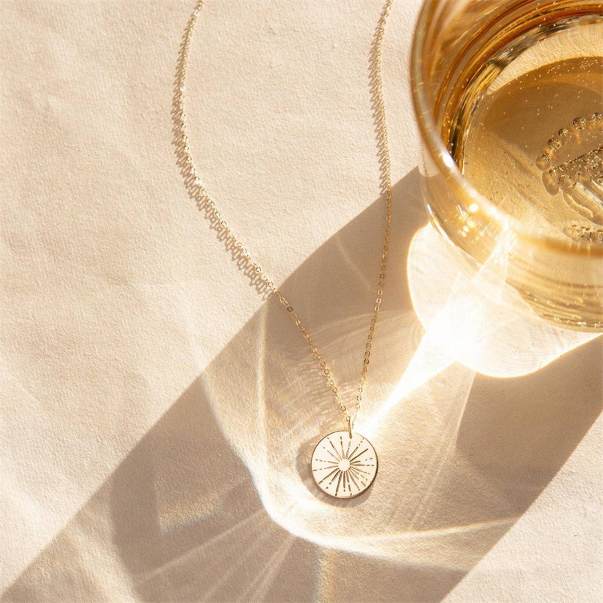 Simple Big Sun Round Pendant Necklace