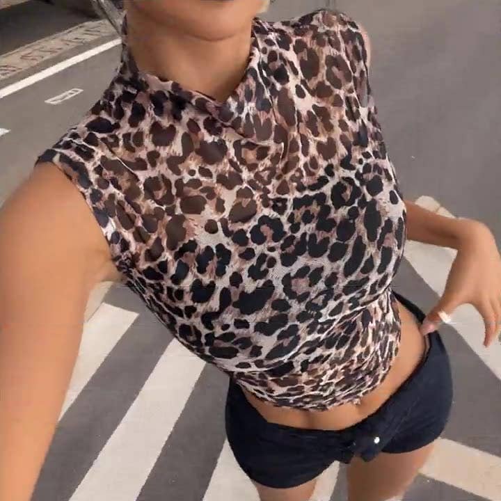 Sleeveless leopard print stand-up collar T-shirt