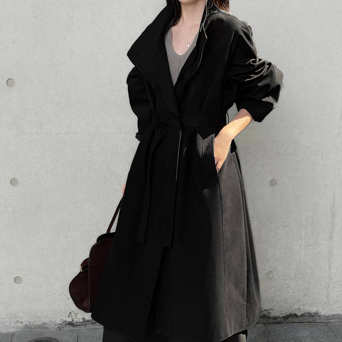 Long drawstring jacket with a slouchy silhouette
