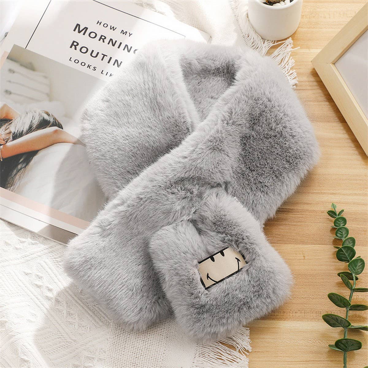Smiley Faux Rabbit Fur Scarf ??Cozy Winter Wrap_CWASC1250