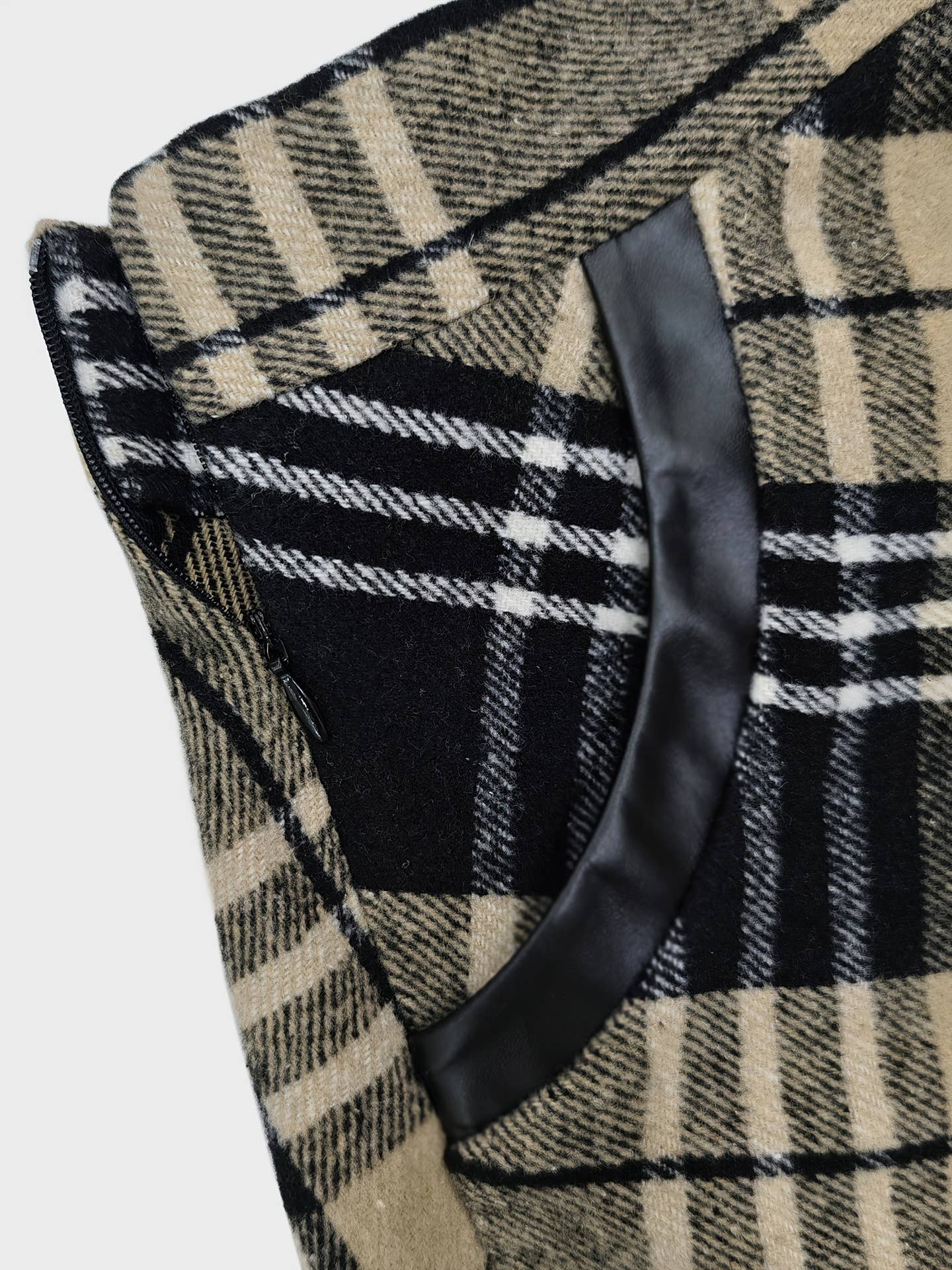 Plaid woolen cloth large pockets long skirts