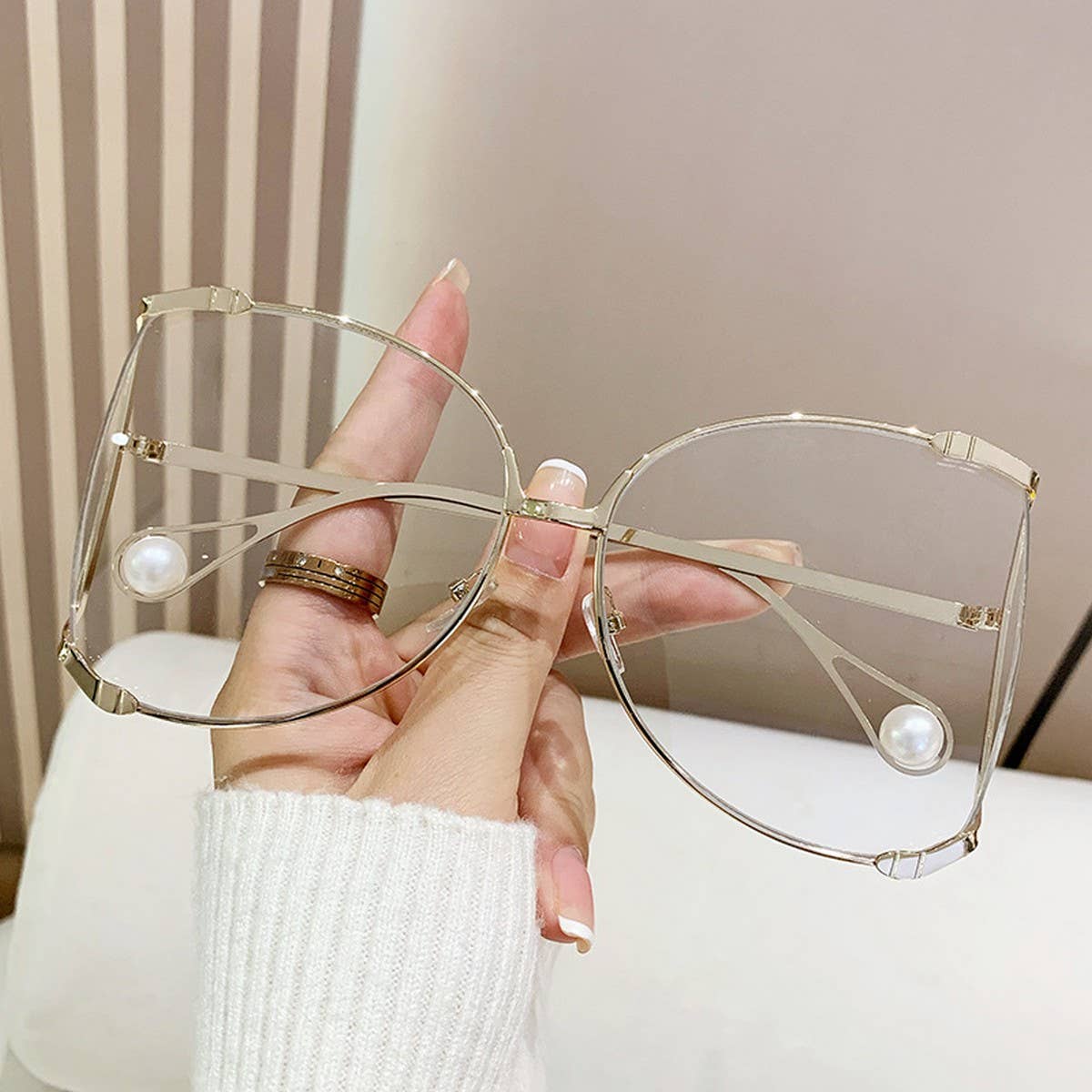 LARGE-FRAME SUNGLASSES WITH PEARLS ANTI-UV_CWASG0343