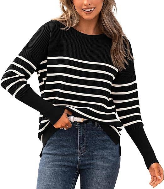 SOLID COLOR SWEATER WITH STRIPED CREW NECK