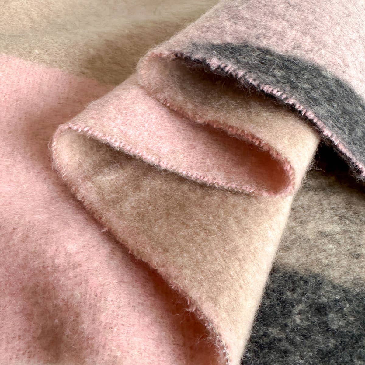 Geometric Fringe Wool Scarf,Thick Colorblock Shawl