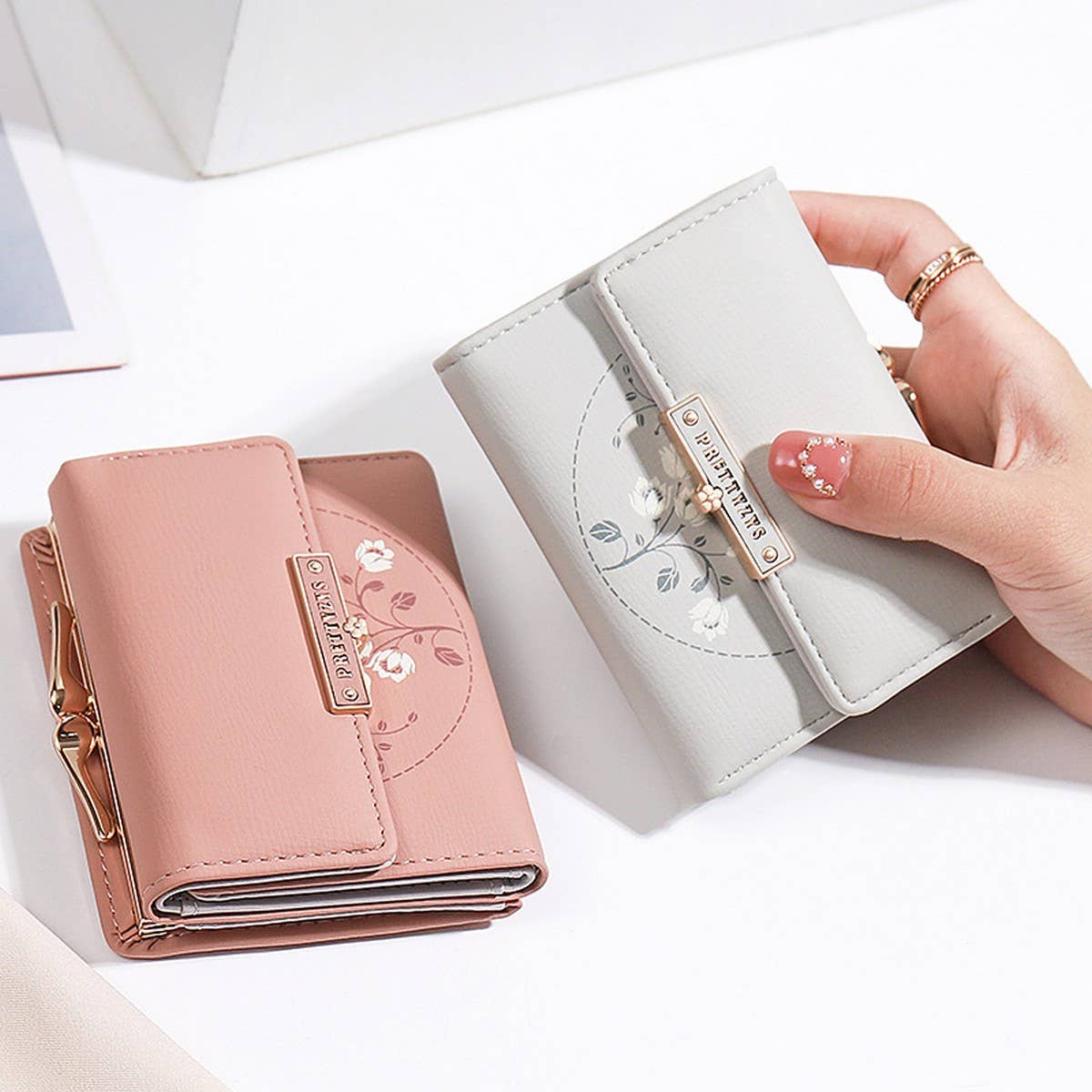 NEW PRINTED MINI TRIFOLD MULTIFUNCTIONAL WALLET_CWAB2556