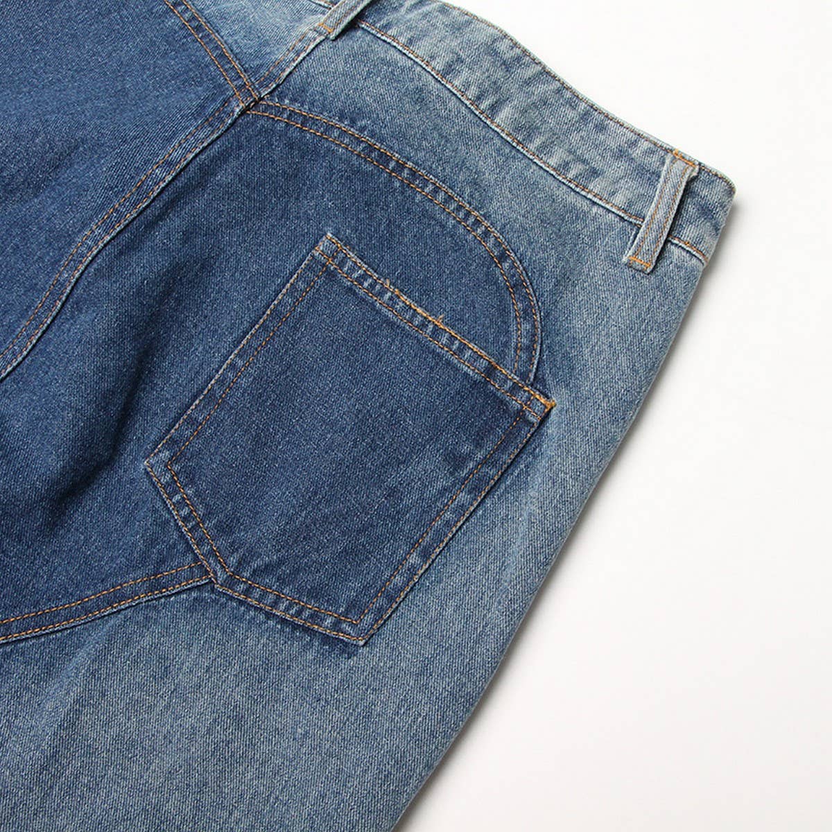 SPLICED CONTRASTING HOLLOW OUT JEANS_CWJP0189