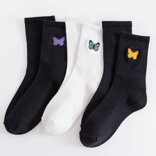 Butterfly Embroidery Crew Socks For Womens_CWMS085