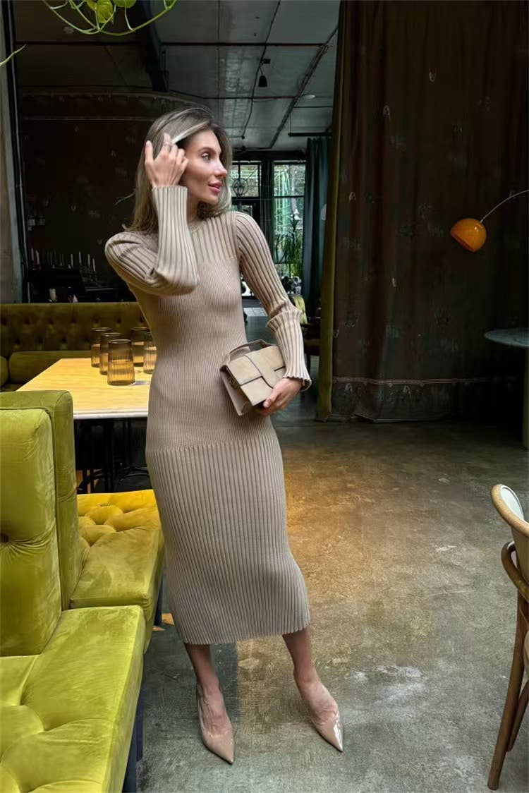 Round-neck pitted tight knitted dress