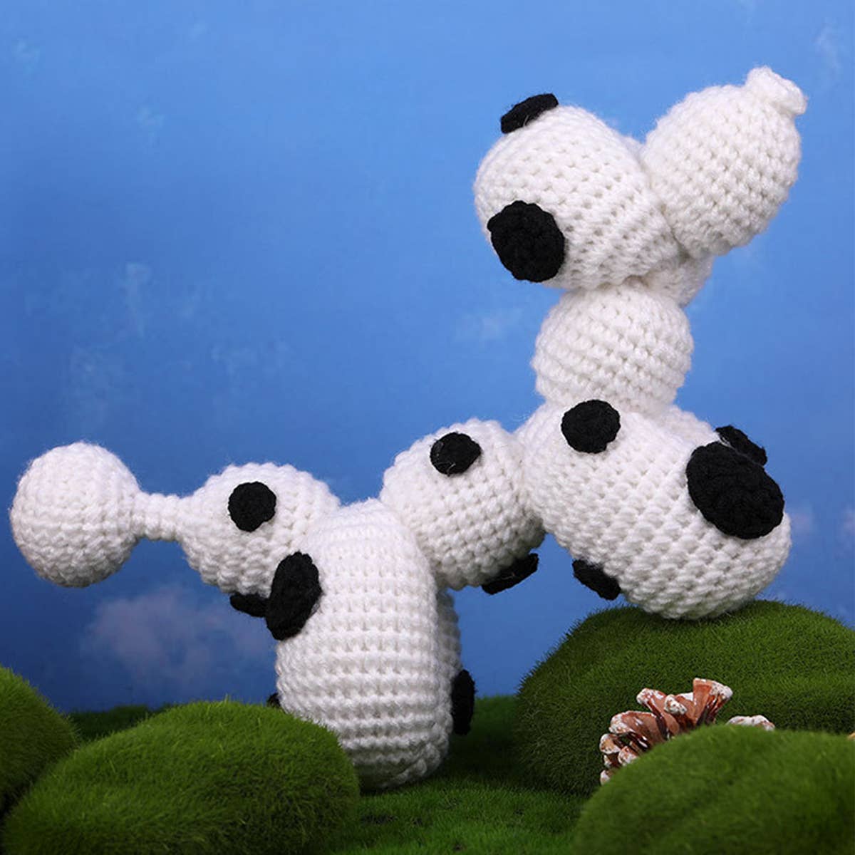 WHITE BALLOON DOG DOLL CROCHET MATERIAL PACK