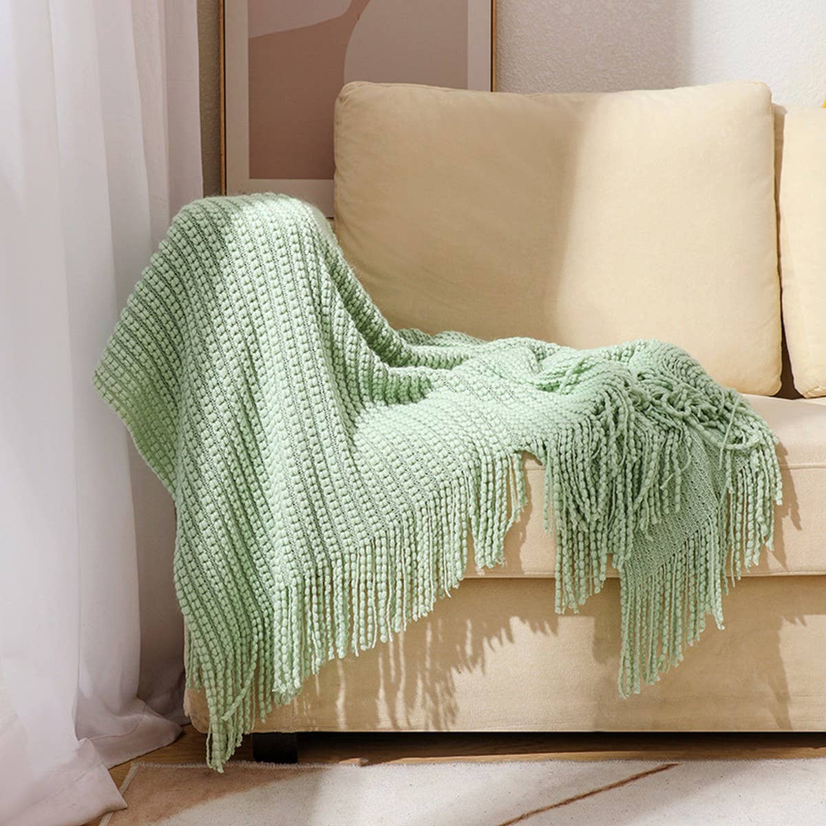 KNITTED SOFT BLANKET WITH TASSELS
