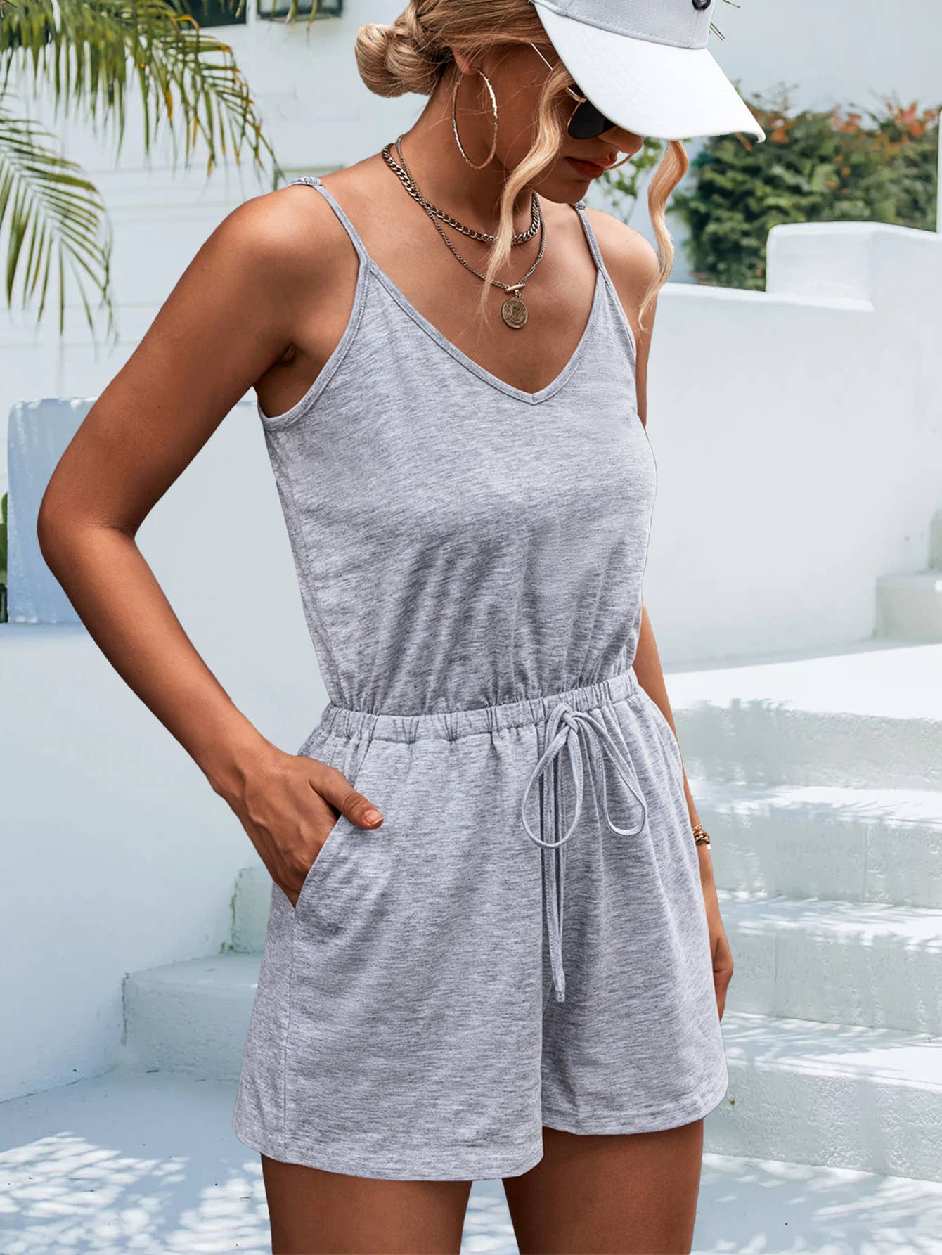 V-neck loose casual suspender romper