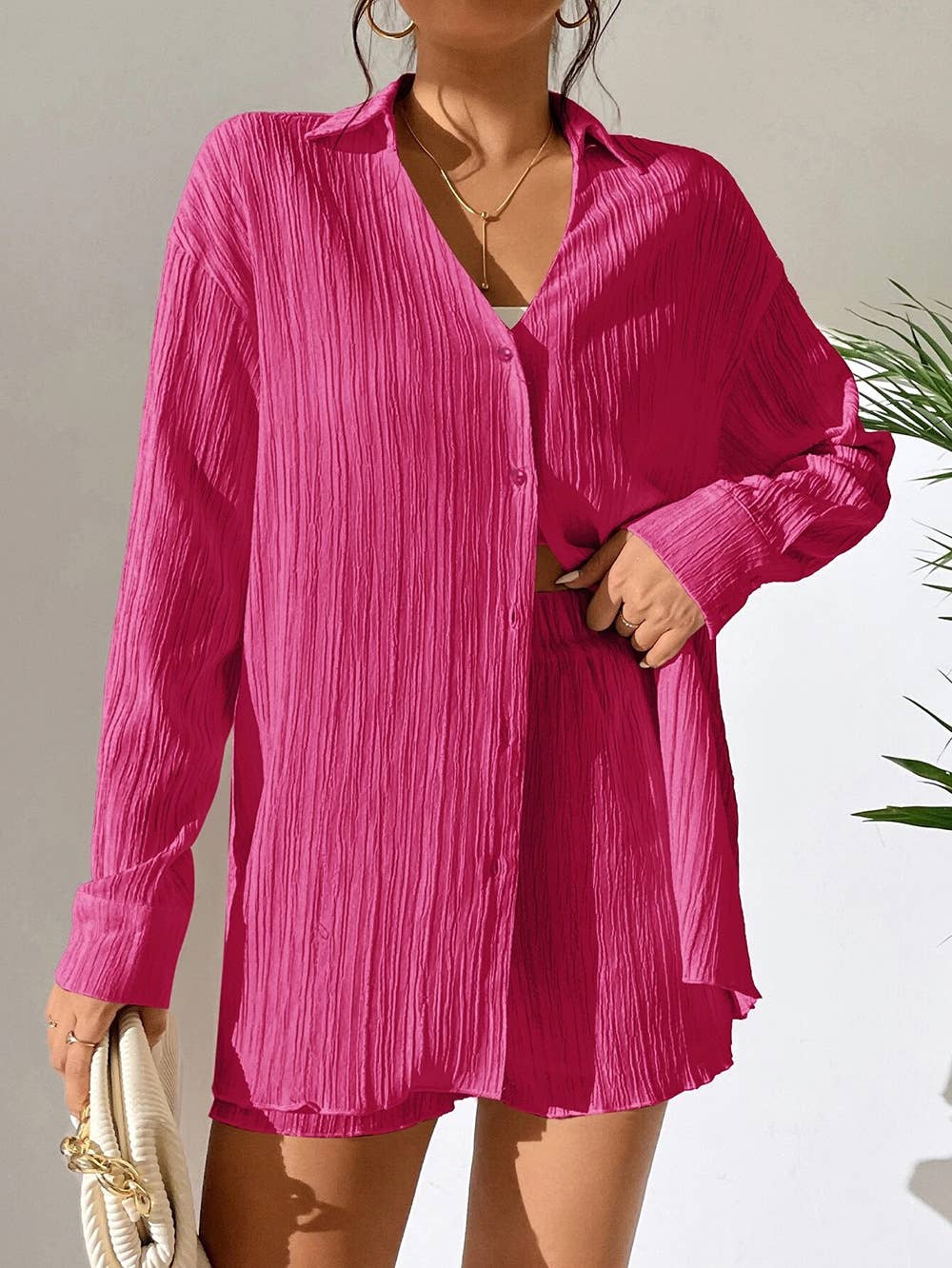 V-neck shirt long sleeve shorts casual suit