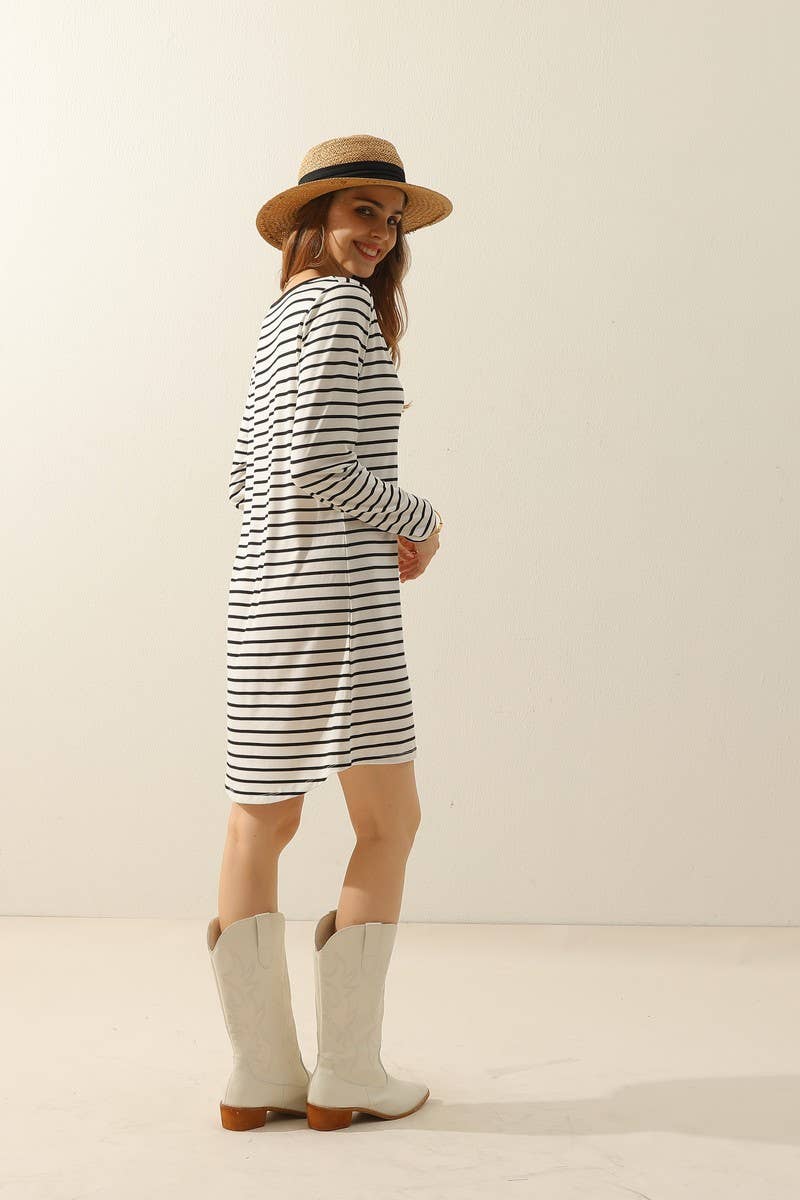 SOLID V NECK DRESS_CWDMD784