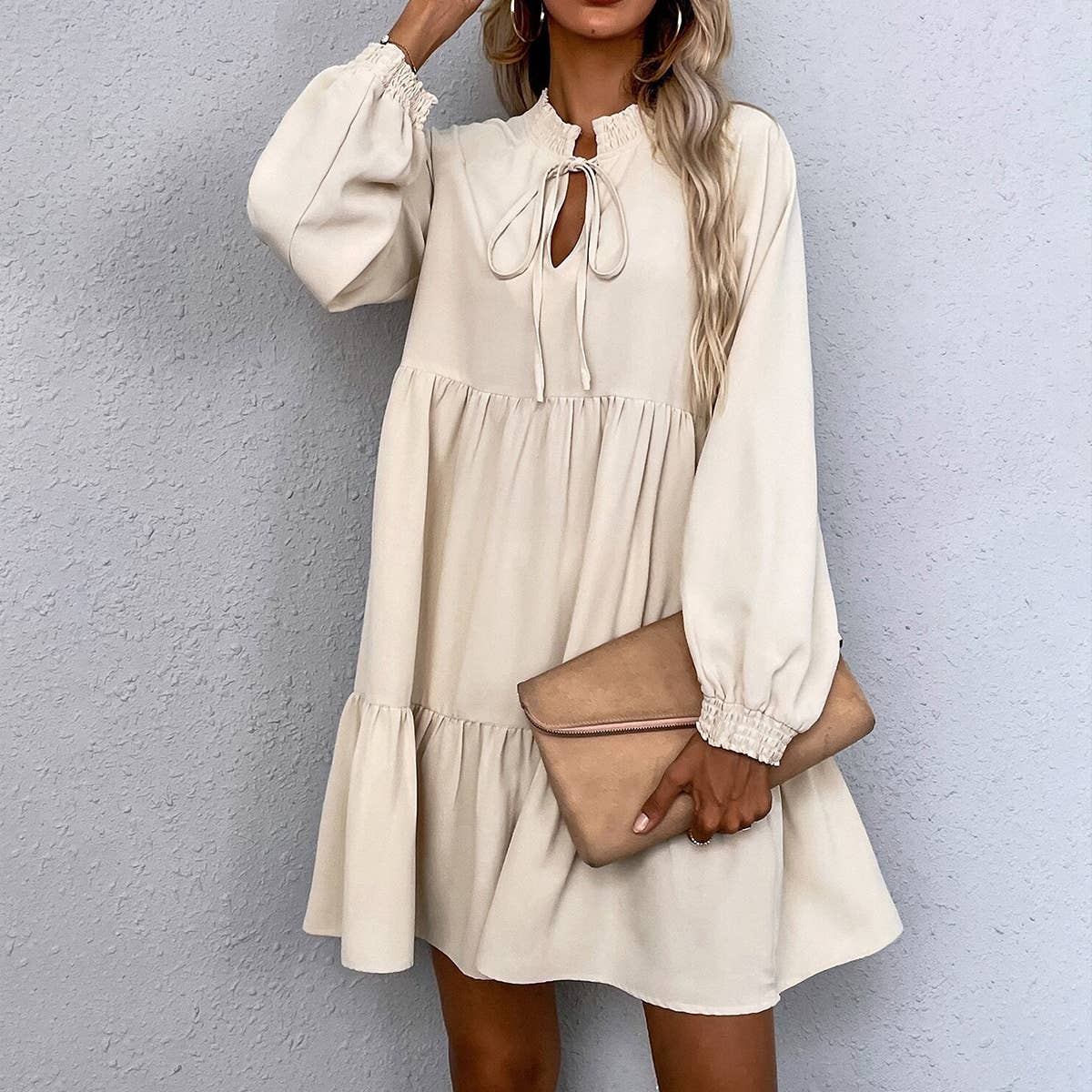 Puffed sleeves Elegant and loose classical dress