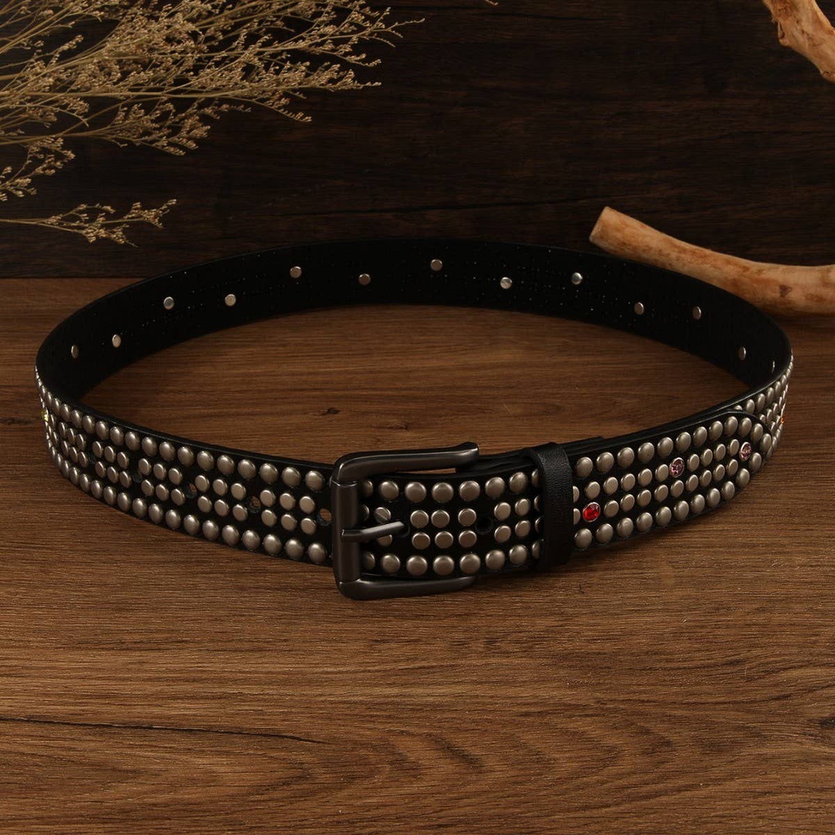 FASHIONABLE RIVET MUSHROOM STUD DIAMOND BELT