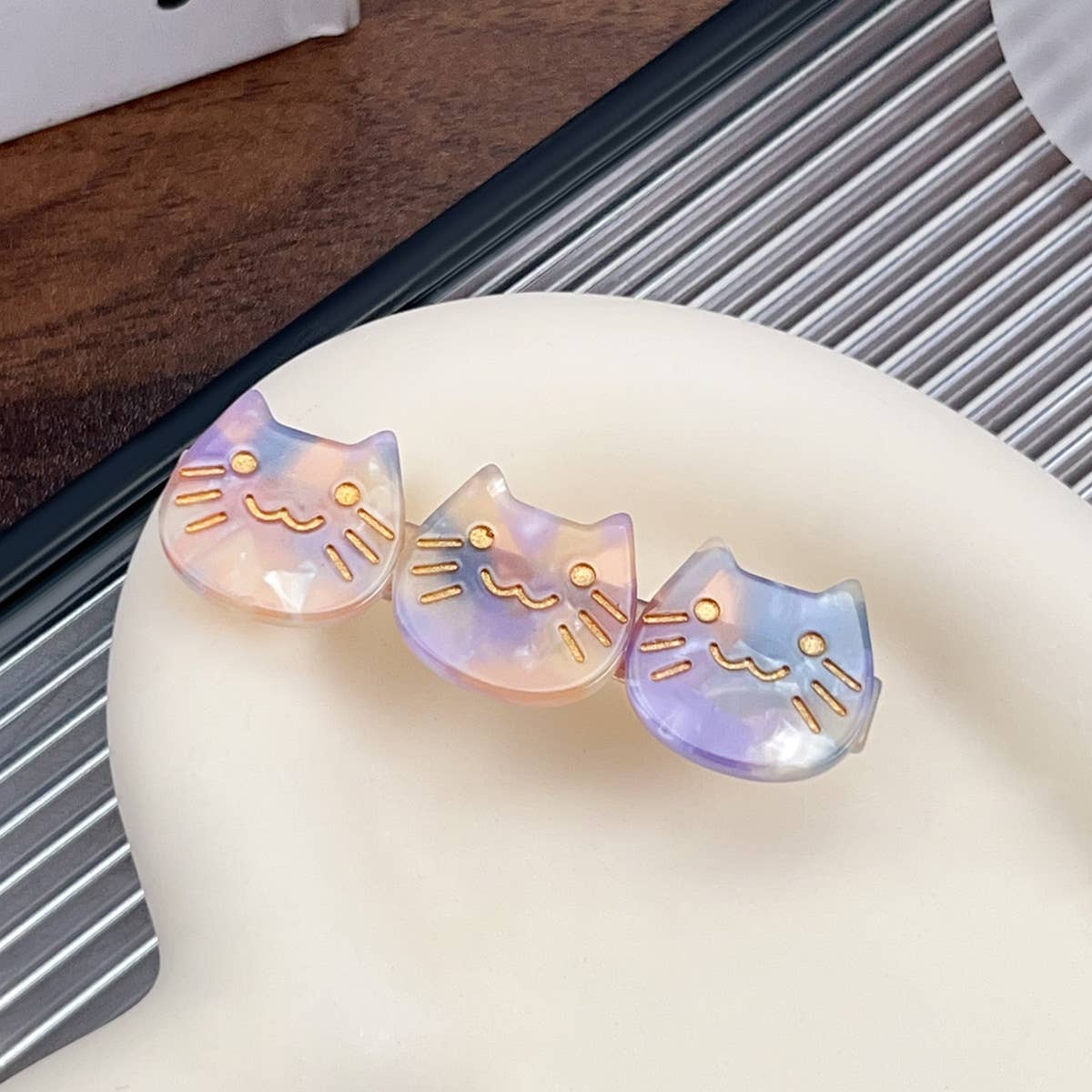 Side clip with sweet and elegant bangs hair clip